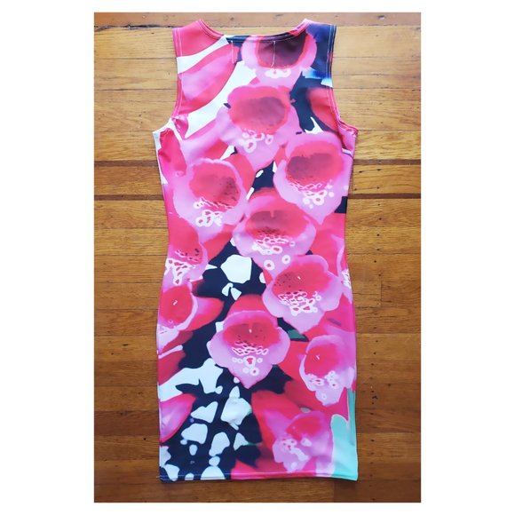 Bodycon Dress - Bugle Bells - Picture 10 of 13